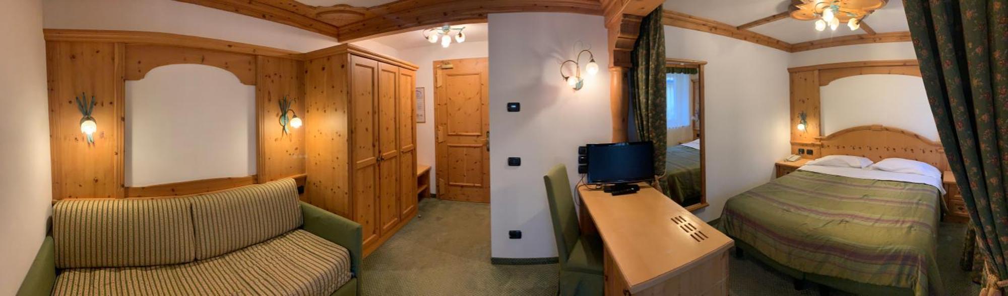 Hotel Laurin Каназей Екстериор снимка