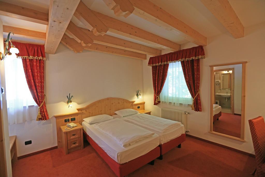 Hotel Laurin Каназей Стая снимка